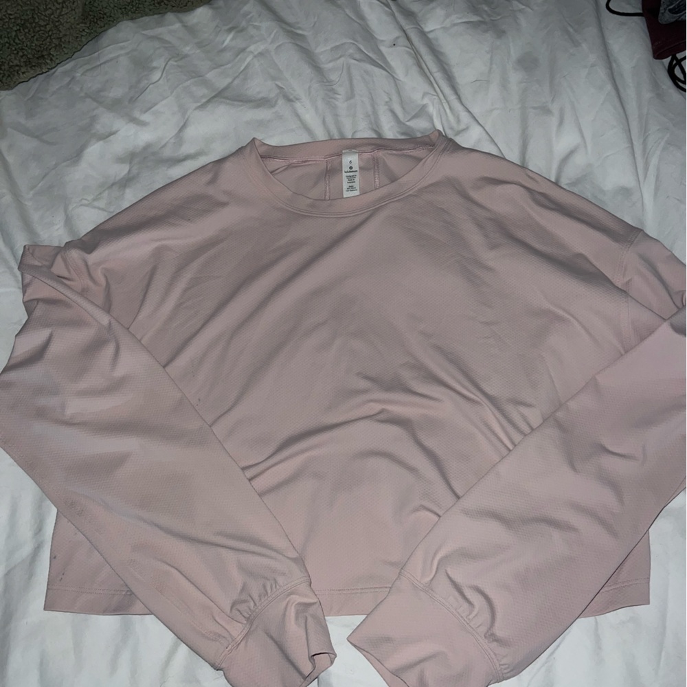 Lululemon light pink cropped long sleeve